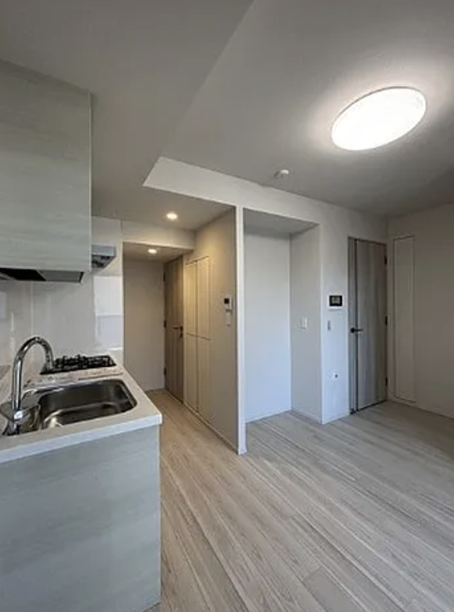 居室・リビング　※別部屋の参考写真です。