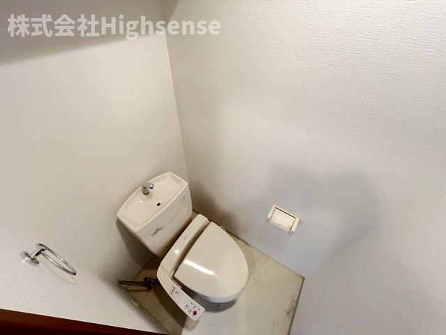 トイレ　落ち着いたトイレです