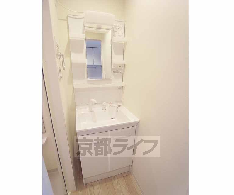 洗面設備　シャンプードレッサーです。
