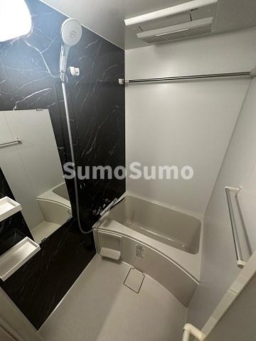 バス・シャワールーム　ゆったり過ごせるお風呂です