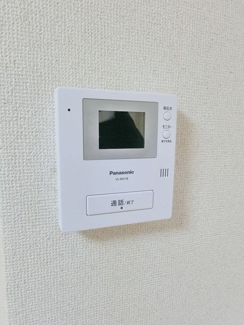 セキュリティ　モニター付きインターホン