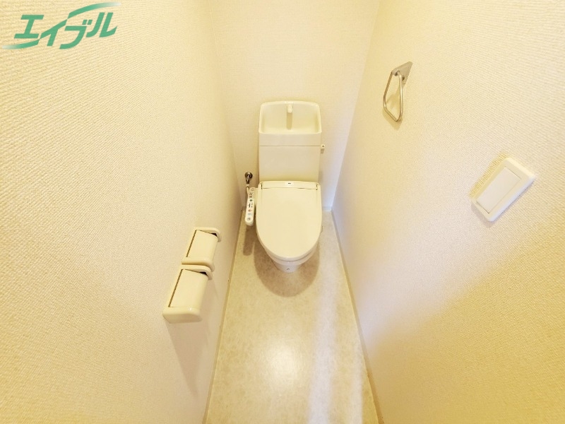 トイレ　反転タイプ参考写真