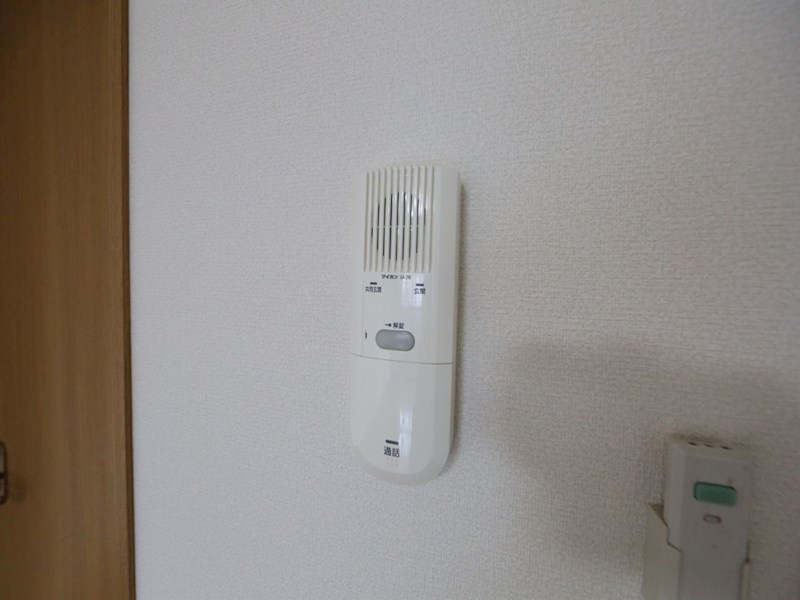 セキュリティ　インターホン完備