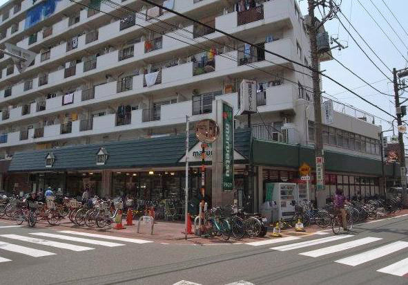 スーパー　まいばすけっと西蒲田５丁目店（スーパー）まで200m