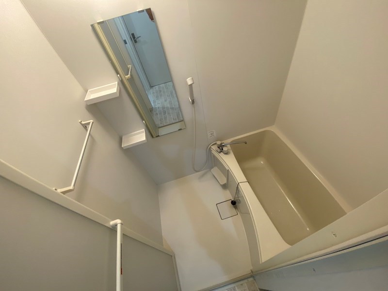 バス・シャワールーム　別部屋参考写真