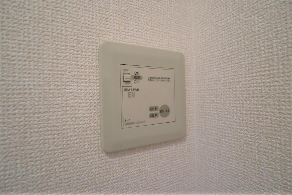 バルコニー　電動水抜栓