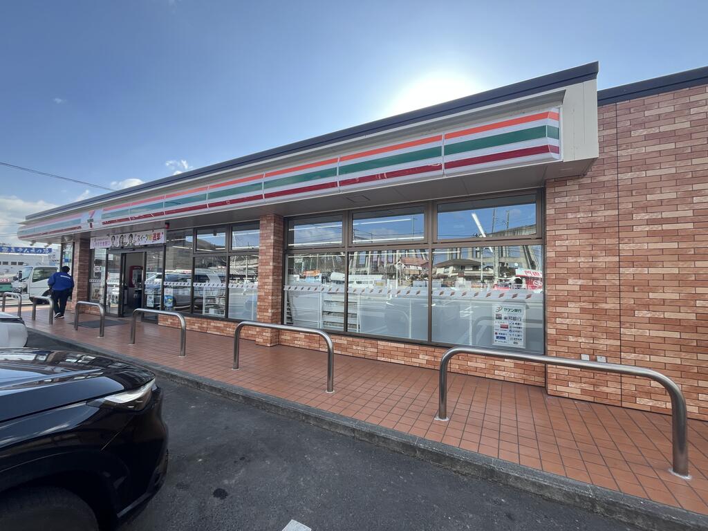 コンビニ　セブンイレブン白河米村道北店（コンビニ）まで730m