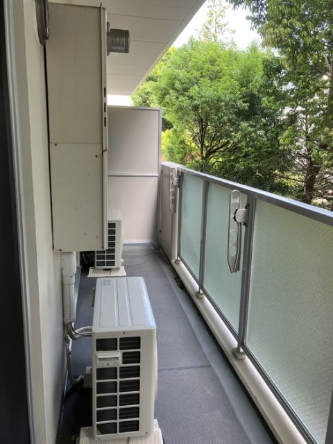 バルコニー