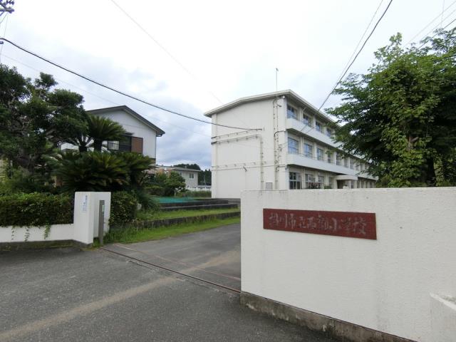 小学校　西郷小（小学校）まで1098m