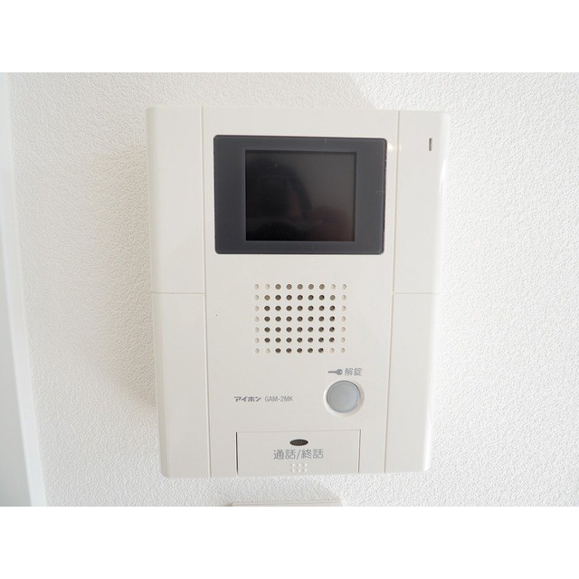 セキュリティ　ＴＶモニター付きインターホンで来客者の確認でき安心！