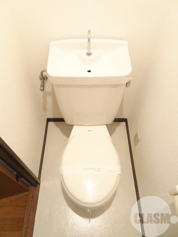 トイレ　ウォシュレット設置できます♪