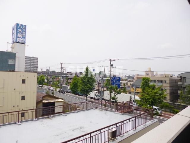 眺望　前面に高い建物がないので開放的です。