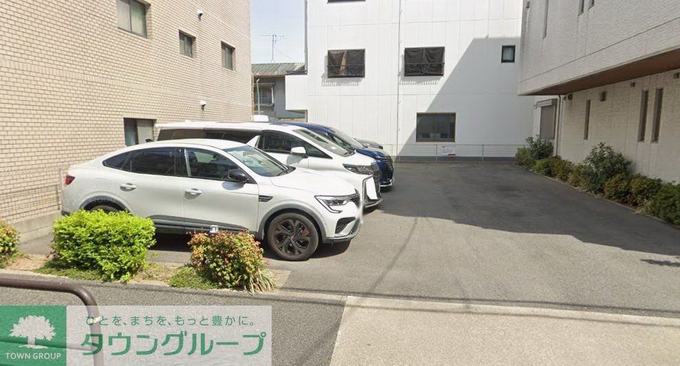 駐車場　駐車場