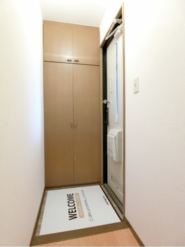 玄関　図面と現状に相違がある場合には現状を優先