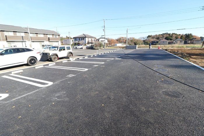 駐車場　駐車場