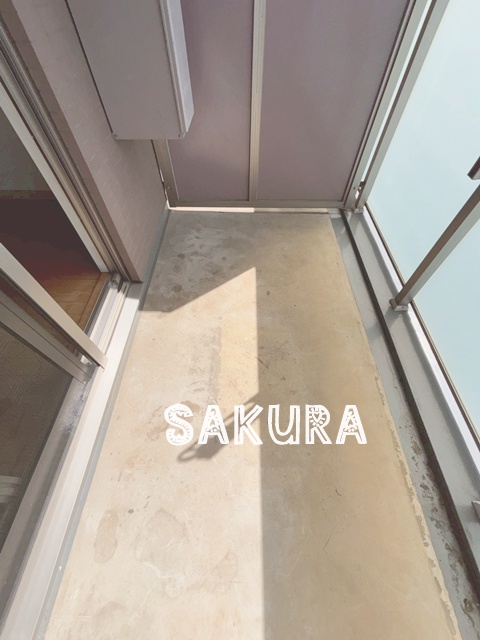バルコニー　暖かな日差しのふりそそぐバルコニー♪