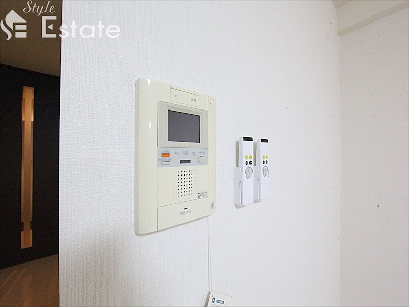 セキュリティ　モニター付きインターホン