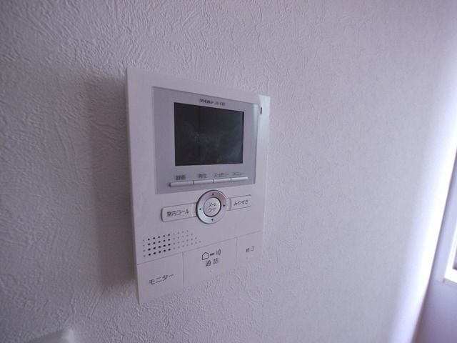 セキュリティ　★来訪者の確認ができるTVモニターホン付です★
