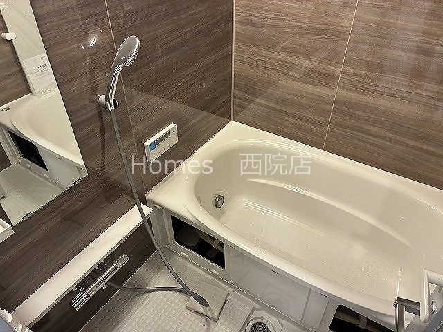 バス・シャワールーム　別部屋参考写真