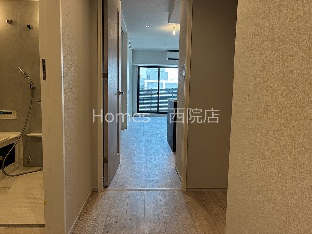 玄関　別タイプ部屋参考写真