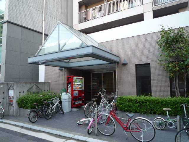 エントランス　外観