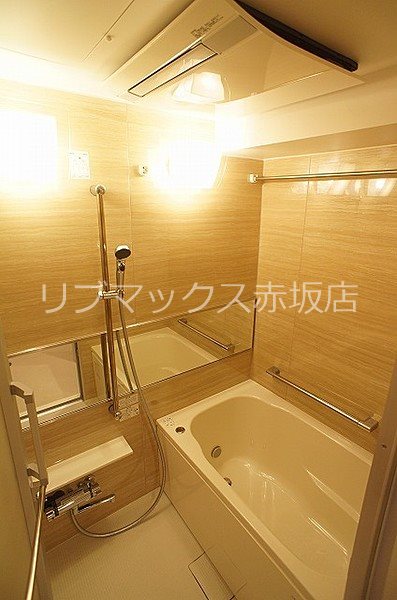 バス・シャワールーム　設備充実