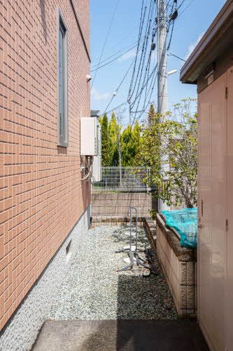 建物外観　駐輪場