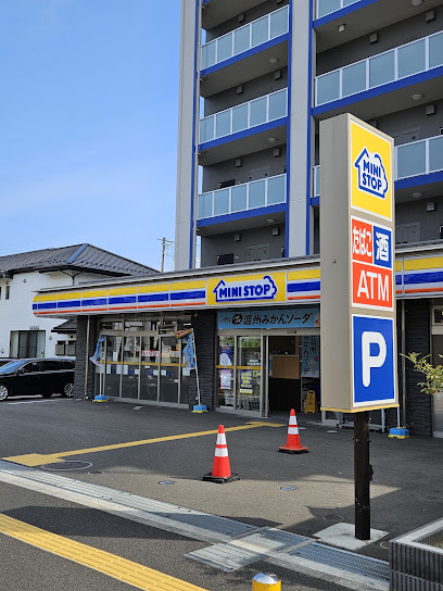 コンビニ　ミニストップ仙台薬師堂駅前店（コンビニ）まで326m