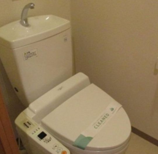トイレ　トイレもきれいです