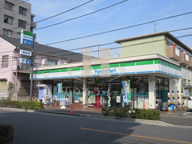 コンビニ　ファミリーマート西川口四丁目店（コンビニ）まで196m