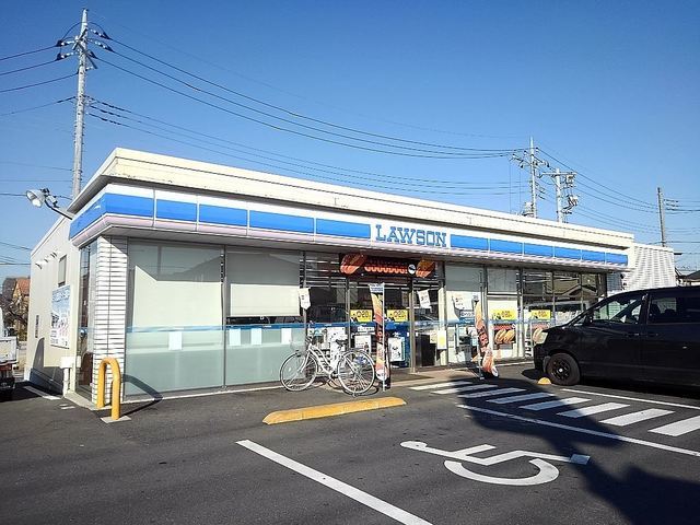 コンビニ　ローソン草加長栄二丁目店（コンビニ）まで300m