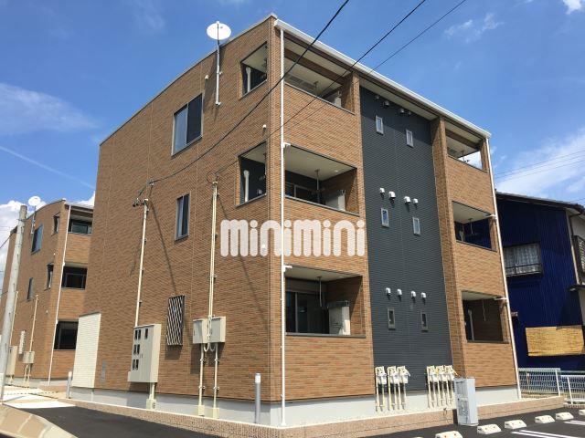 建物外観　バルコニー側外観