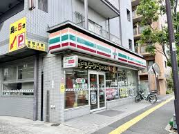 コンビニ　セブンイレブン千住桜木店（コンビニ）まで312m