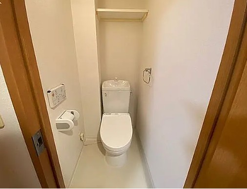 トイレ　写真は同タイプ住居です。