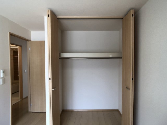 収納　クローゼット（北洋室）