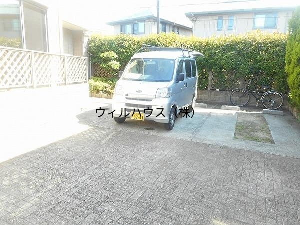 駐車場　駐車しやすい！