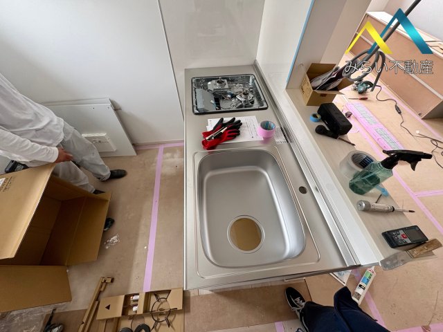 キッチン　自社撮影写真　建築中