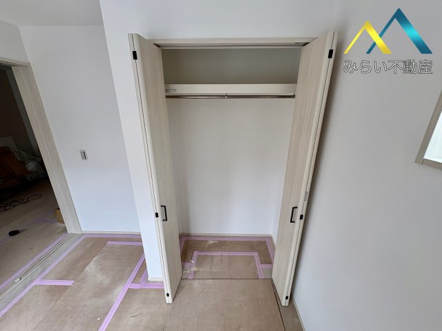 収納　自社撮影写真　建築中