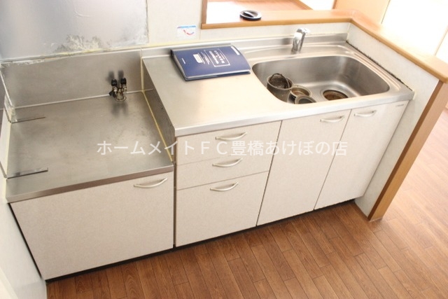 キッチン　同型別部屋