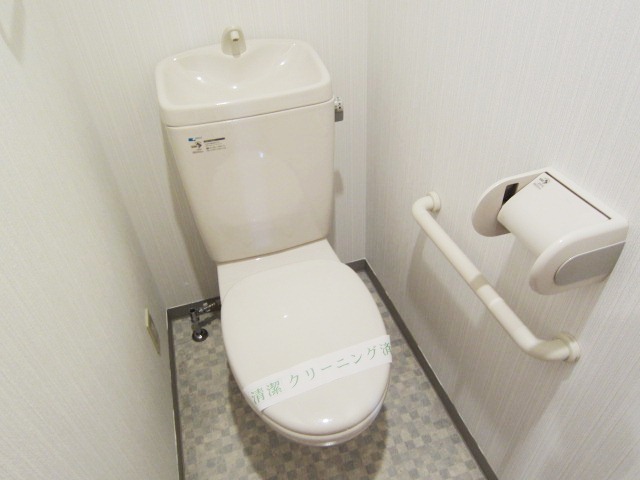 トイレ　別室参考写真です。