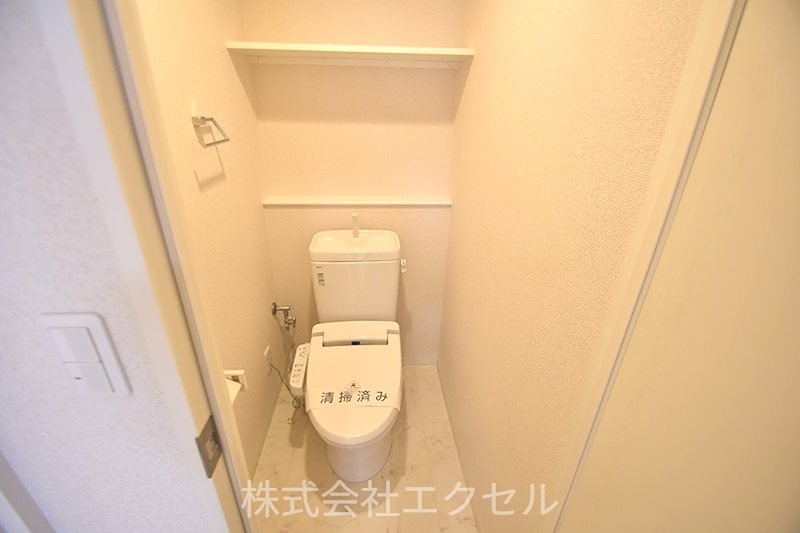 トイレ　温水洗浄便座の綺麗なトイレ♪