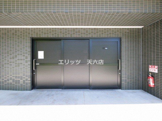 プレサンス新大阪ザ・シティの外観写真