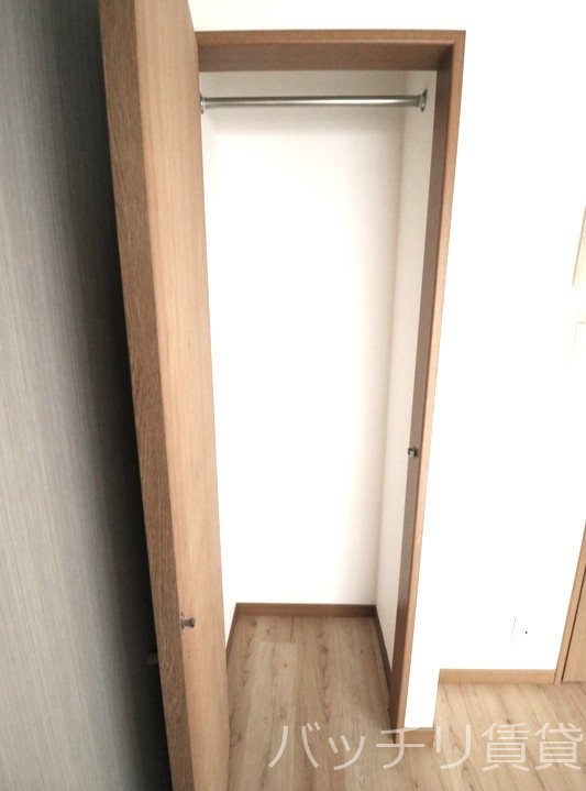 収納　画像は同型タイプの為、現状を優先致します。