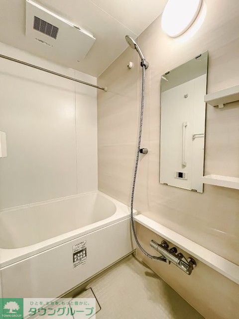 バス・シャワールーム　※写真は同タイプ住戸です。