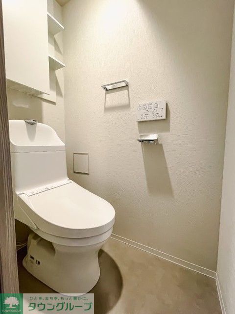 トイレ　※写真は同タイプ住戸です。