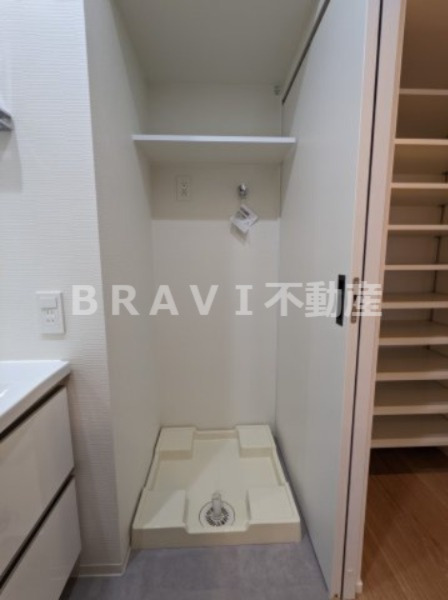 その他設備　【BRAVE大阪城北】洗濯機置場