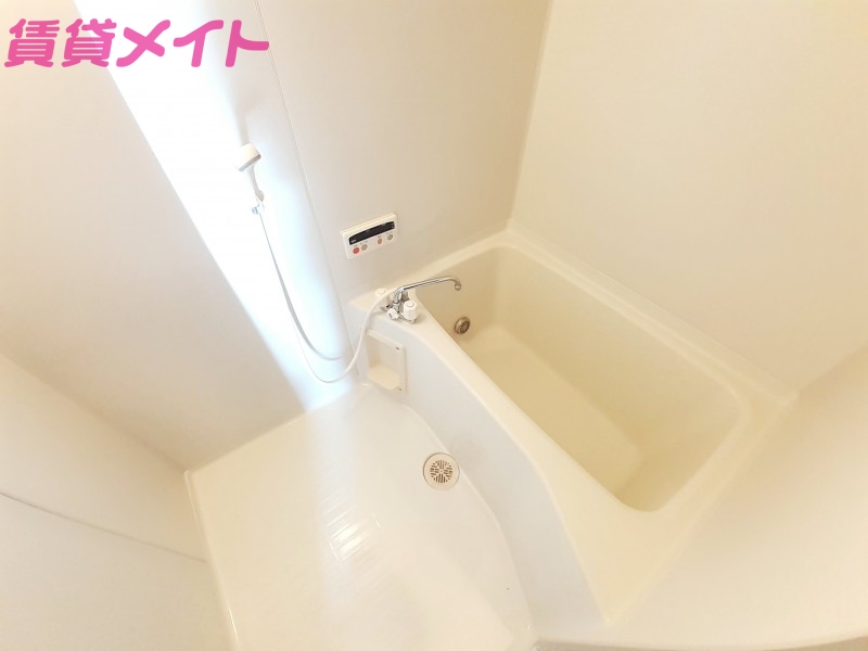 バス・シャワールーム　※同棟別部屋タイプ（反転