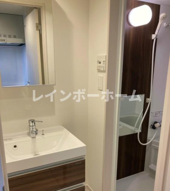 洗面設備　忙しい朝には欠かせない洗面所です