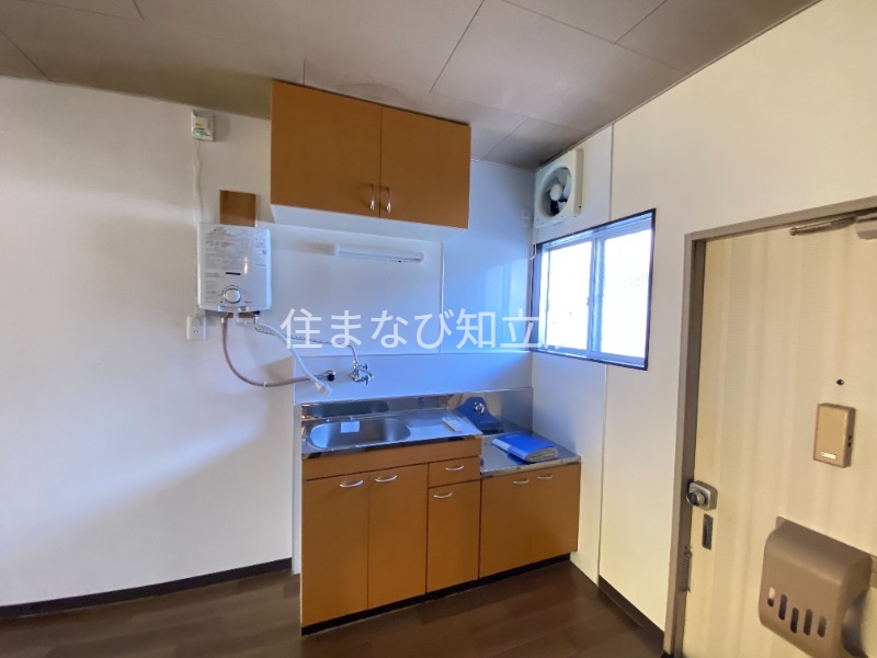 キッチン　同型別部屋写真：ＩＨコンロ設置予定