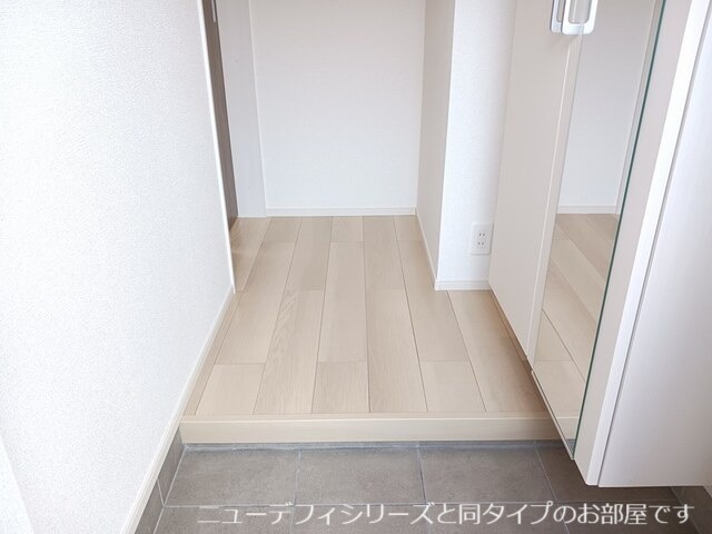 玄関　図面と現状に相違がある場合には現状を優先